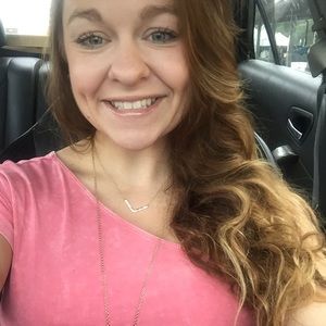 Meet your Posher, Madeline